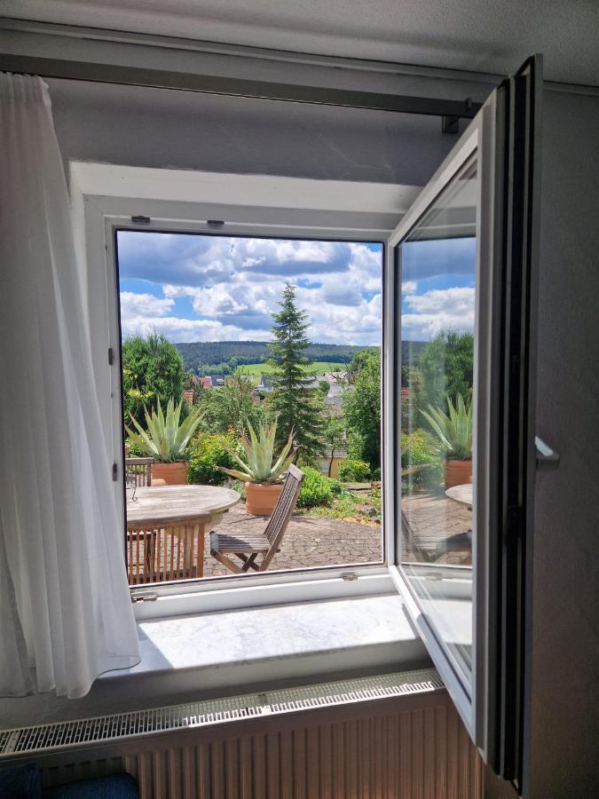 Ferienwohnung Am Sonnigen Haimberg Fulda Esterno foto